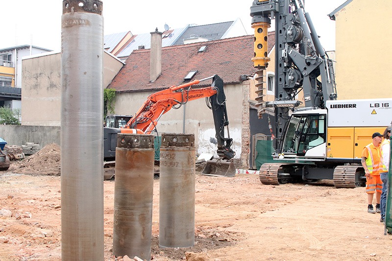 Liebherr LB 16 Unplugged sitting idle