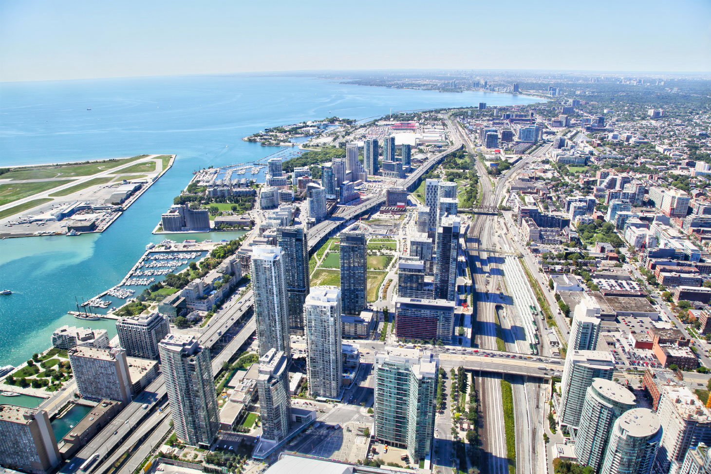 Aerial view of Toronto’s Harbourfront cityscape